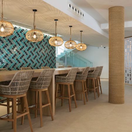 Port de Sant Miguel Cala San Miguel Ibiza Resort, Adults Only, Curio Collection By Hilton מראה חיצוני תמונה The interior of the new terminal