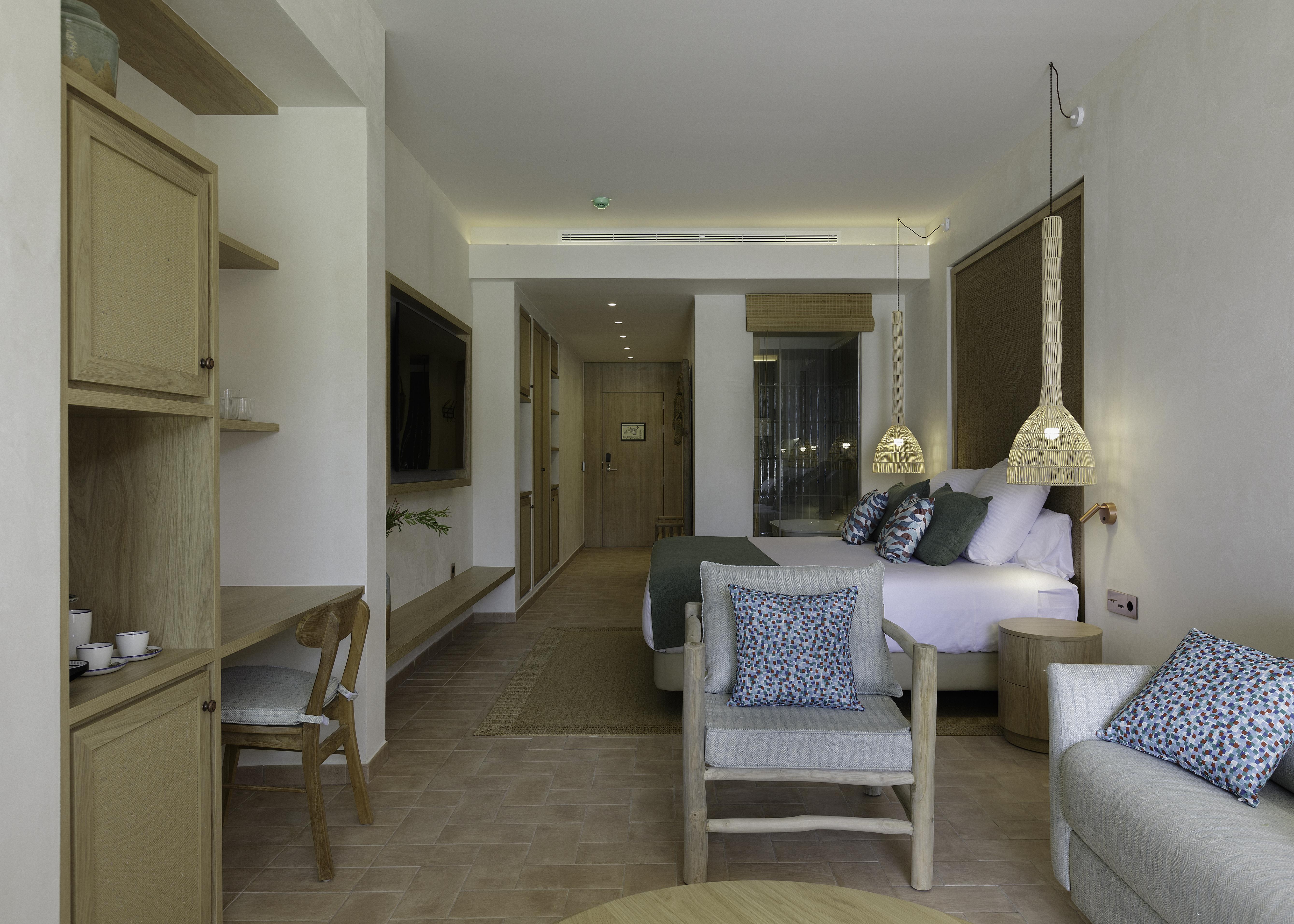 Port de Sant Miguel Cala San Miguel Ibiza Resort, Adults Only, Curio Collection By Hilton מראה חיצוני תמונה Deluxe Room