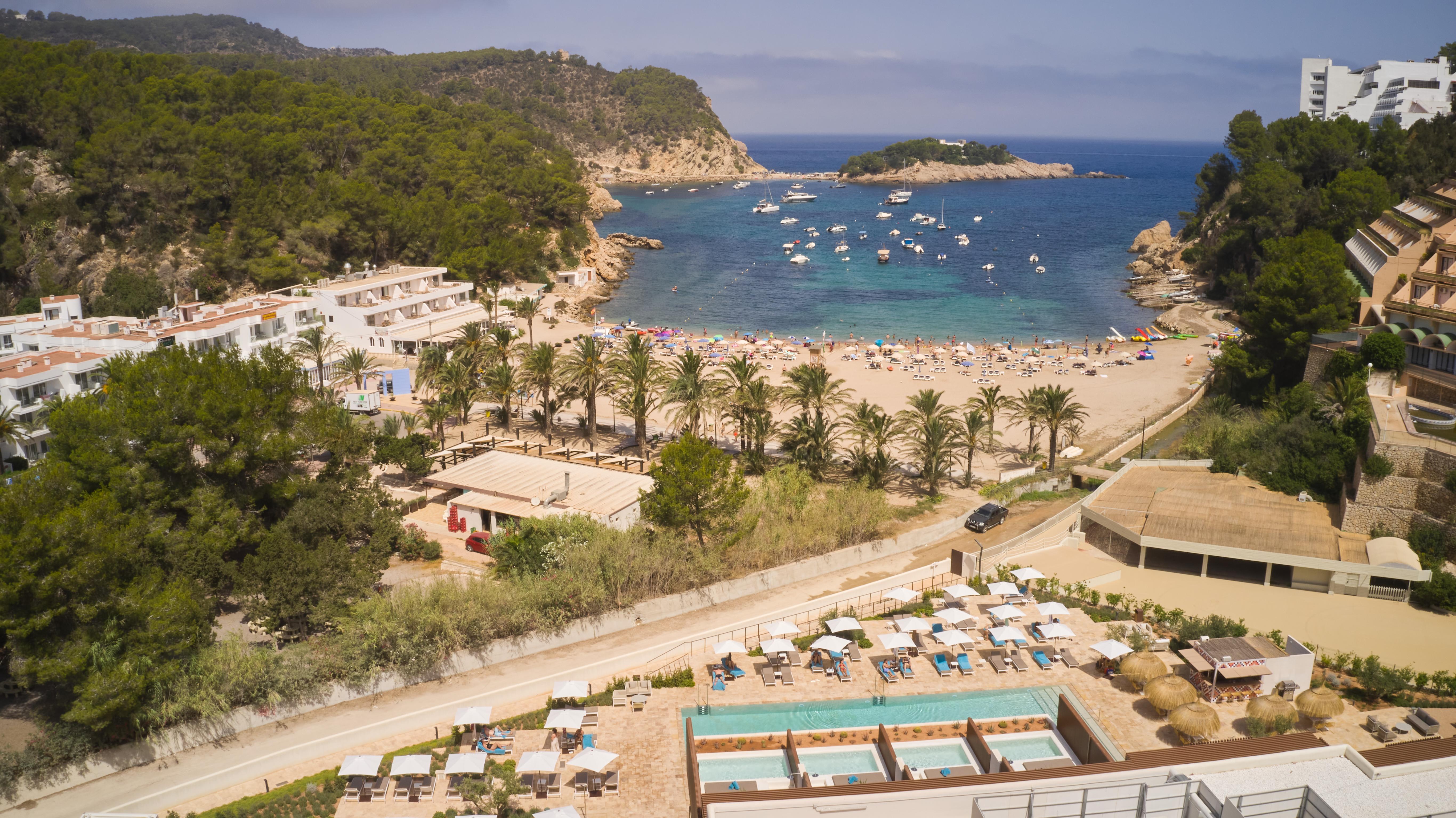 Port de Sant Miguel Cala San Miguel Ibiza Resort, Adults Only, Curio Collection By Hilton מראה חיצוני תמונה Cala Galdana