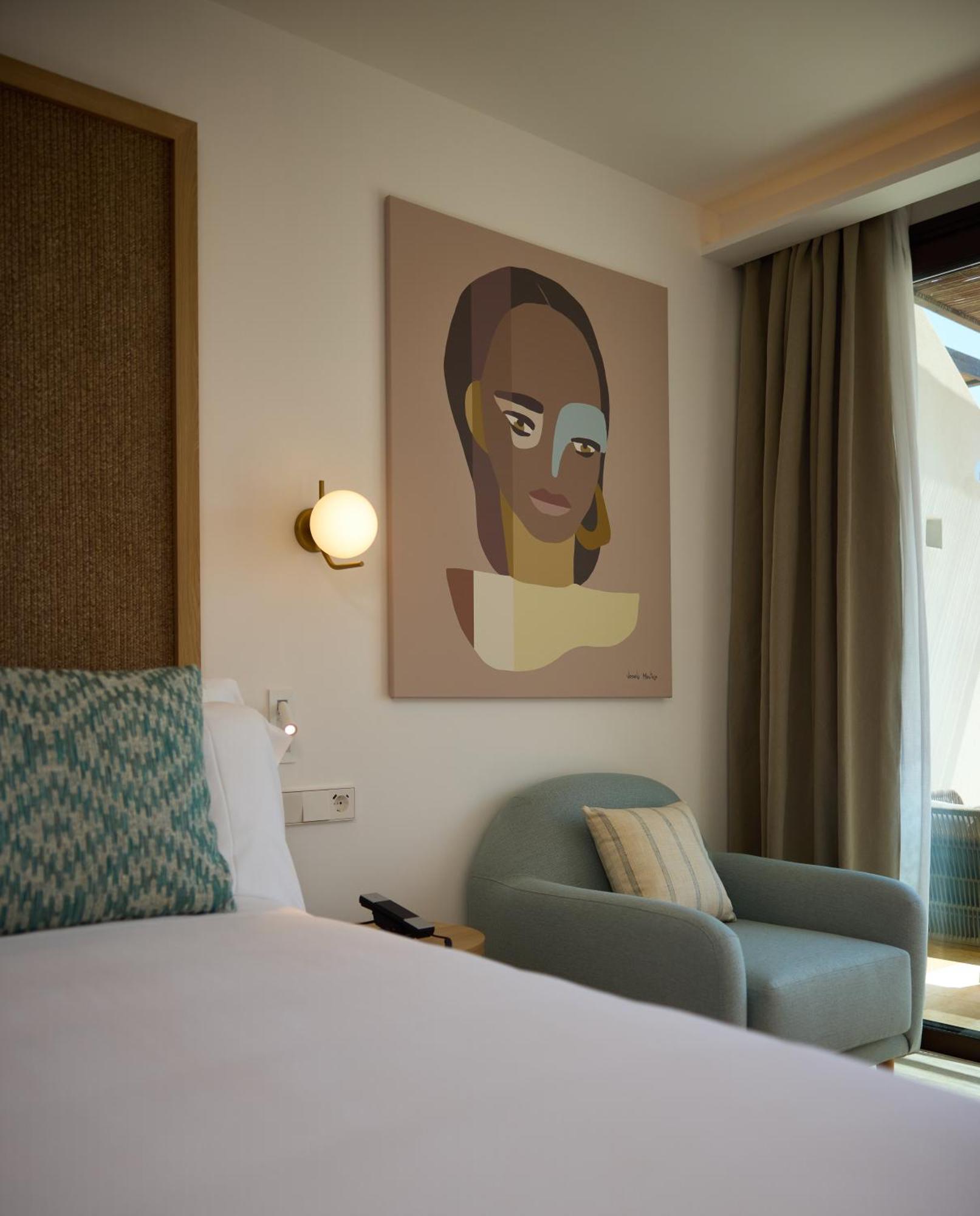Port de Sant Miguel Cala San Miguel Ibiza Resort, Adults Only, Curio Collection By Hilton מראה חיצוני תמונה